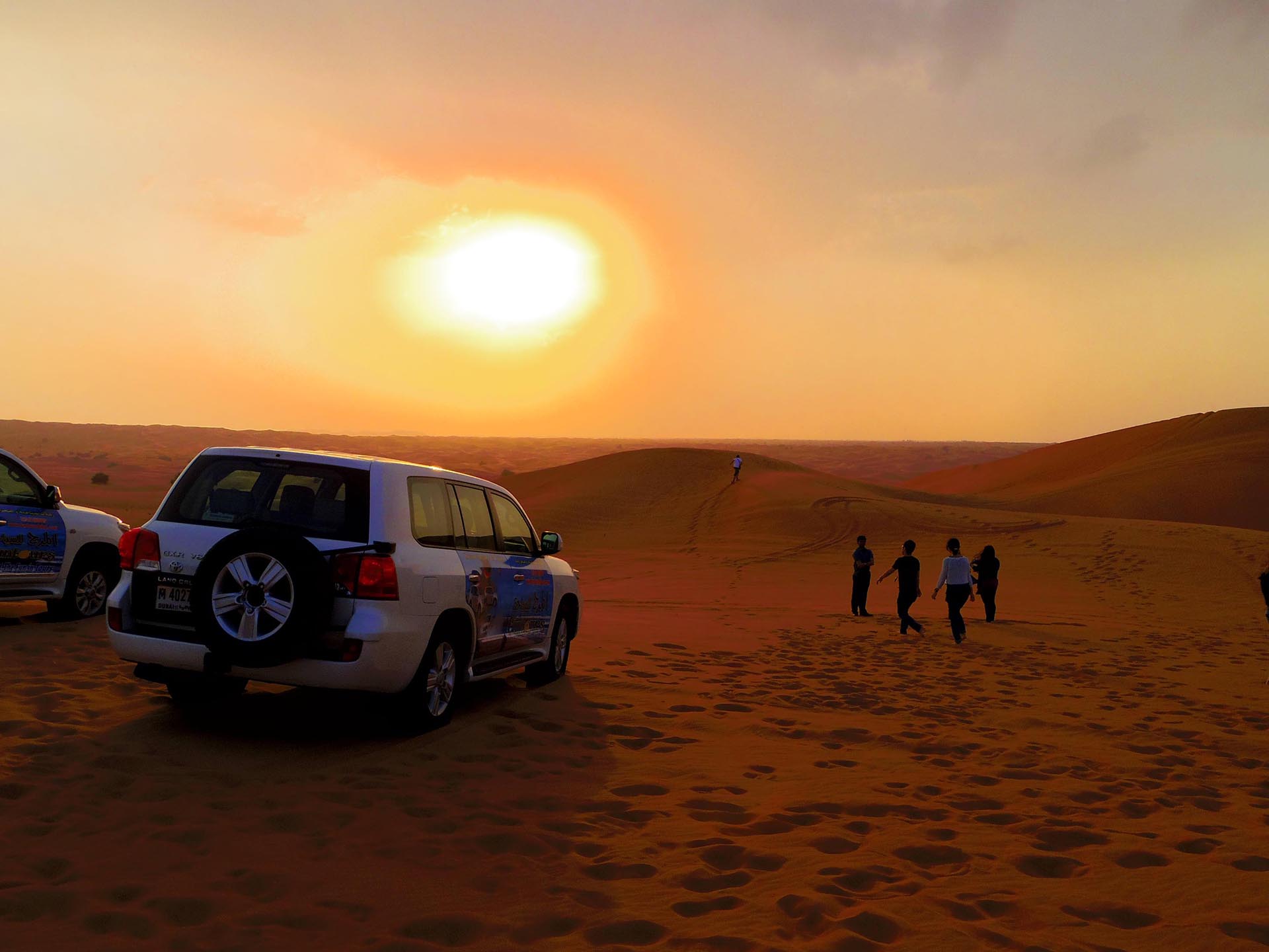 Serene Desert Dinner Experience Dubai - overview presentation