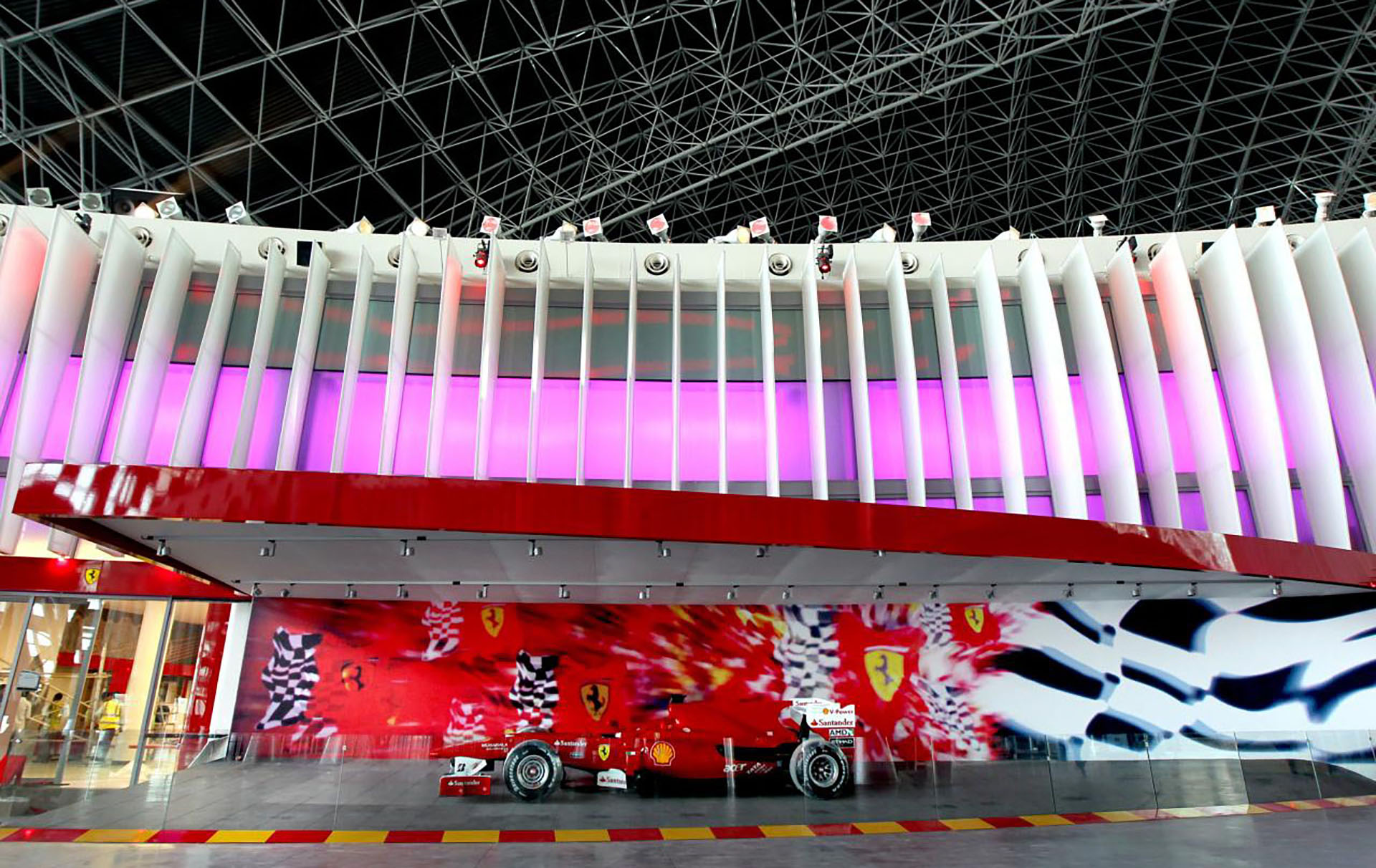 Ferrari World Abu Dhabi - image 9