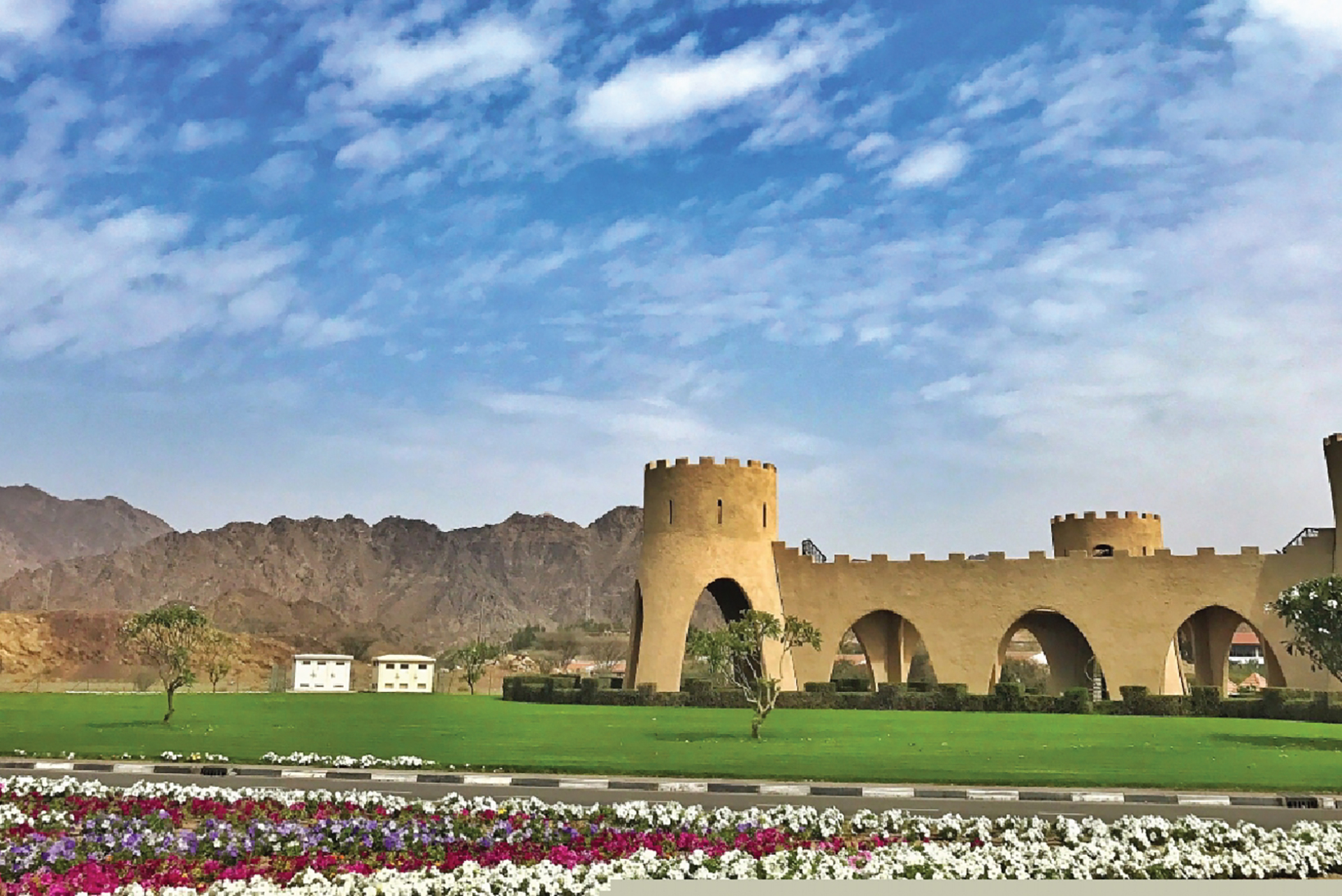 Hatta Mountain Tour - stunning local landscape